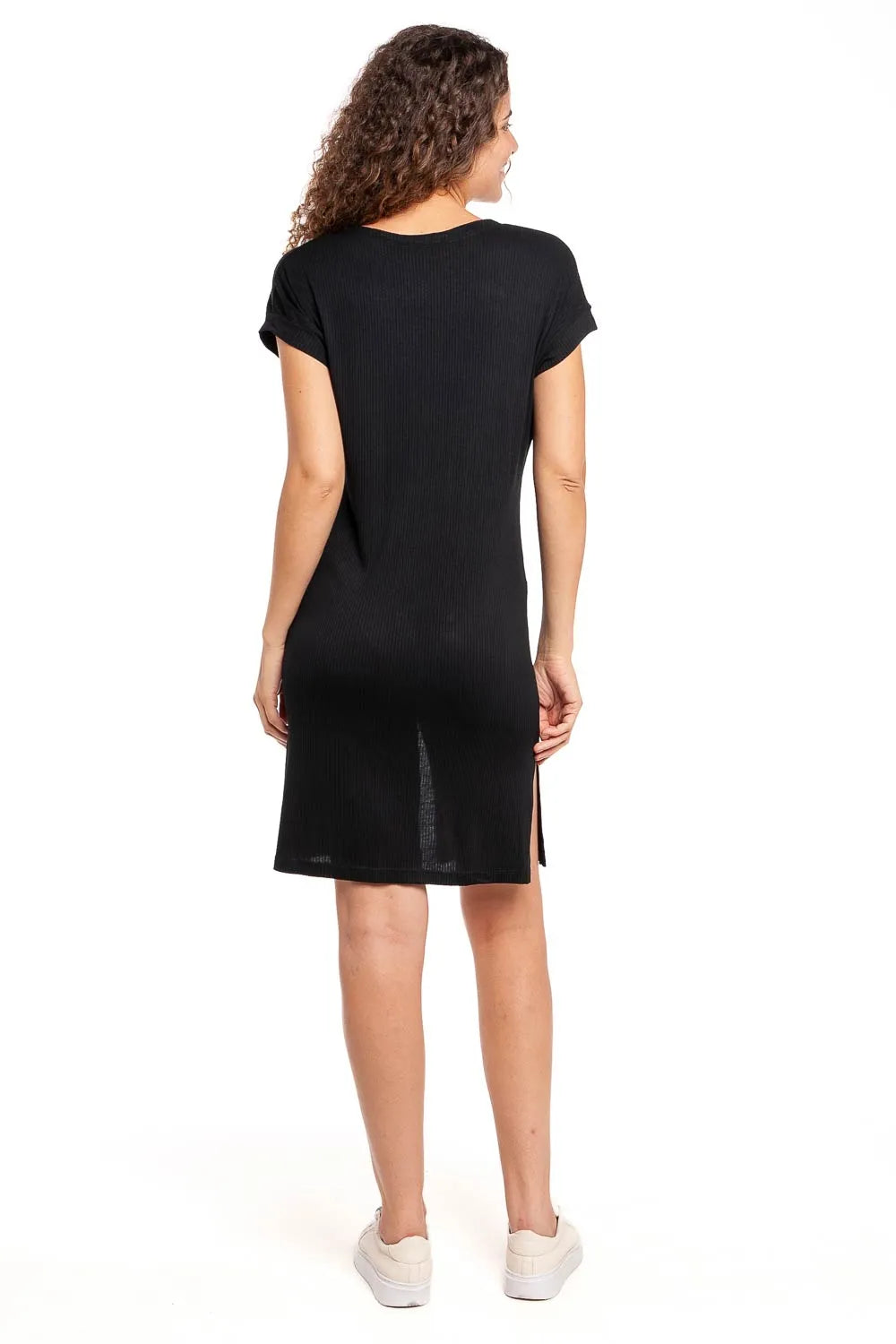 Vestido Curto Com Bolsos Preto