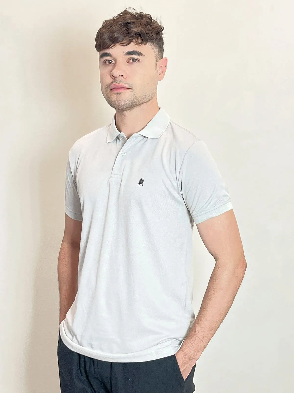 Polo Masculina Piquet Básica Com Botões Bege Escuro