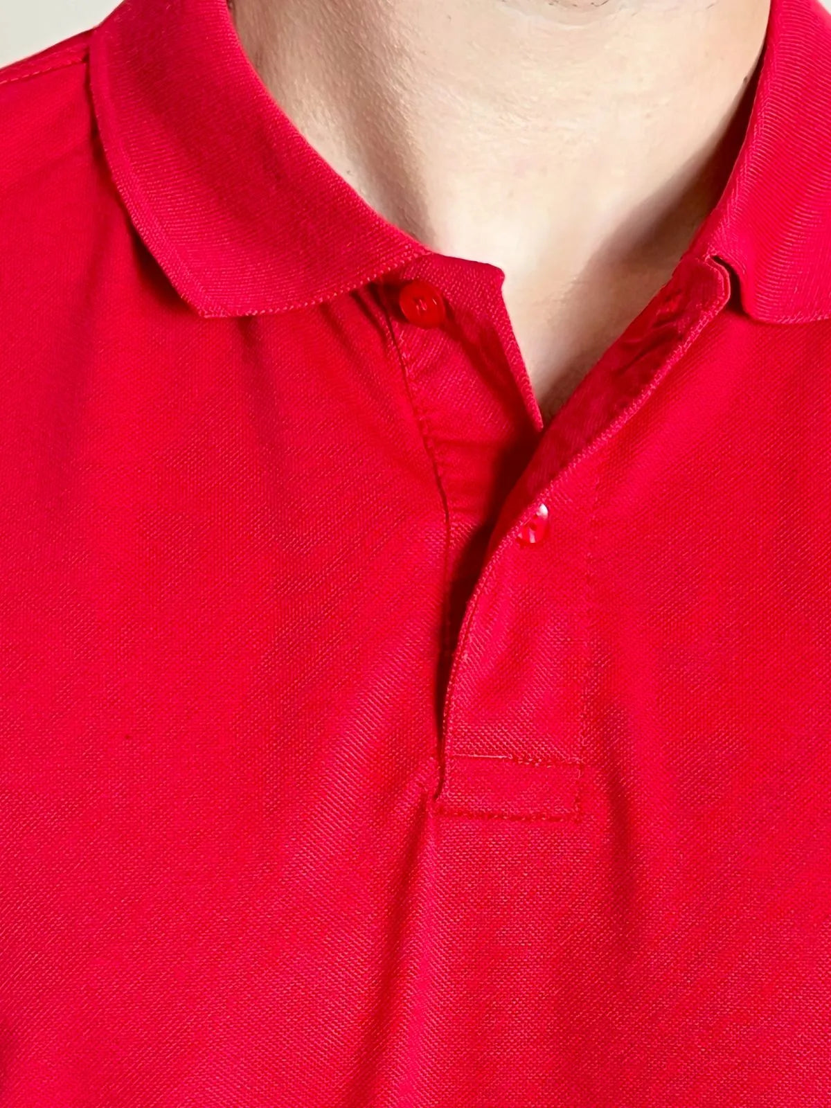 Polo Masculina Piquet Básica Com Botões Vermelho Médio