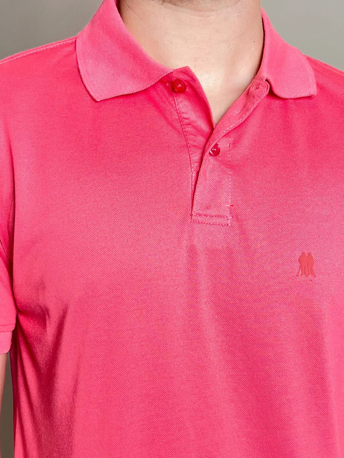 Polo Masculina Piquet Básica Com Botões Coral