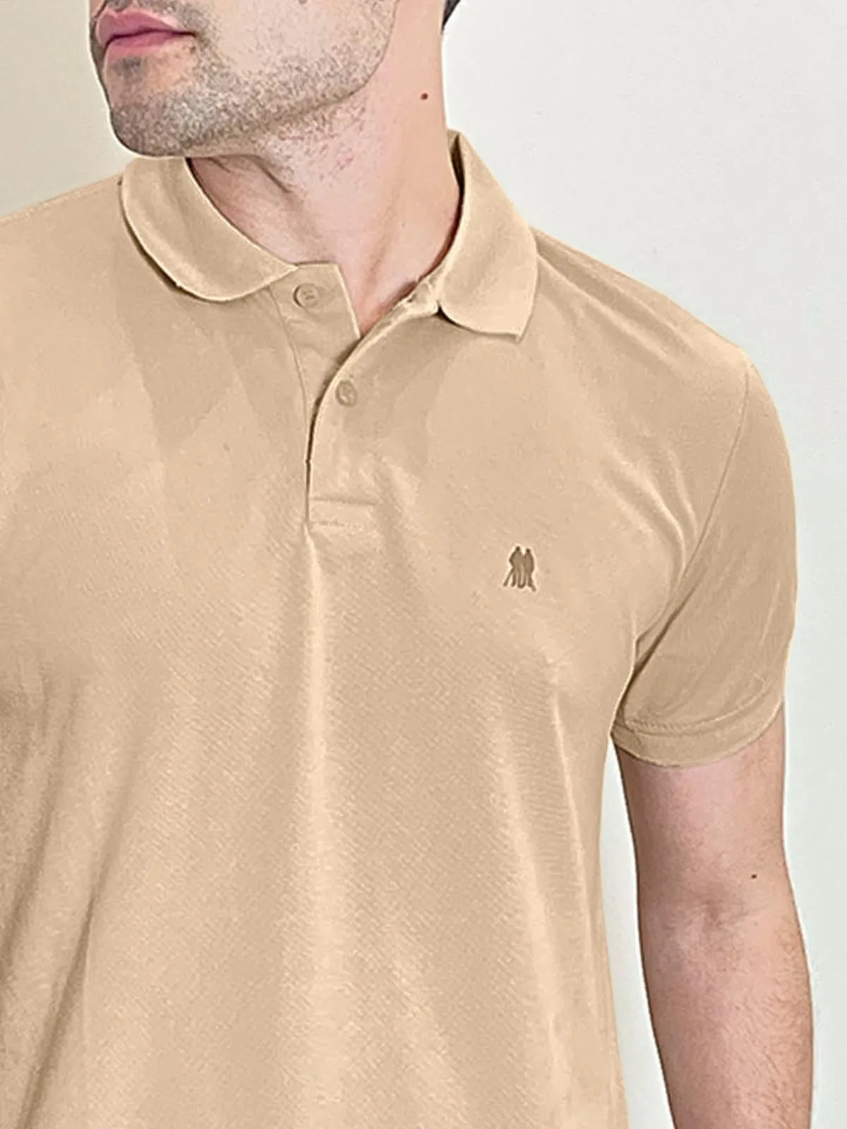 Polo Piquet Masculina Logo Silk Bege Medio