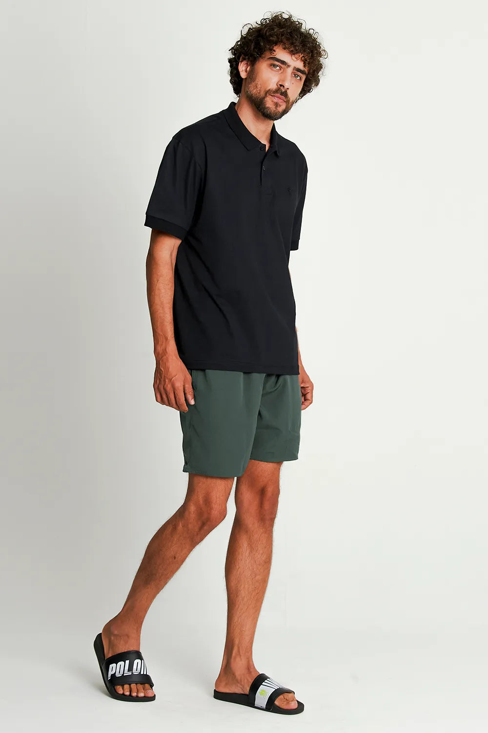 Short Vôlei Masculino Básico Liso Verde Escuro