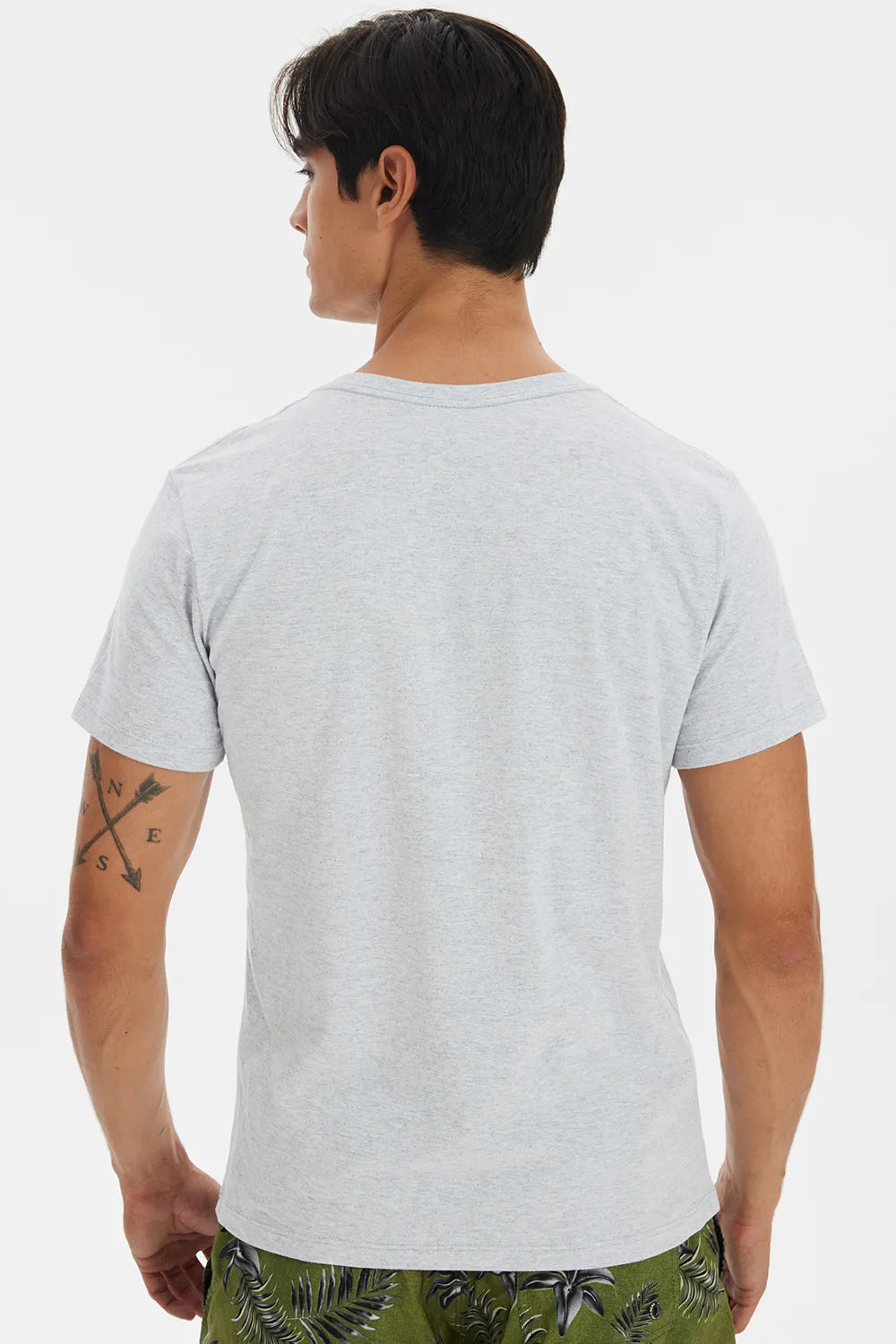 Camiseta Masculina Logo Bordado Mescla Médio