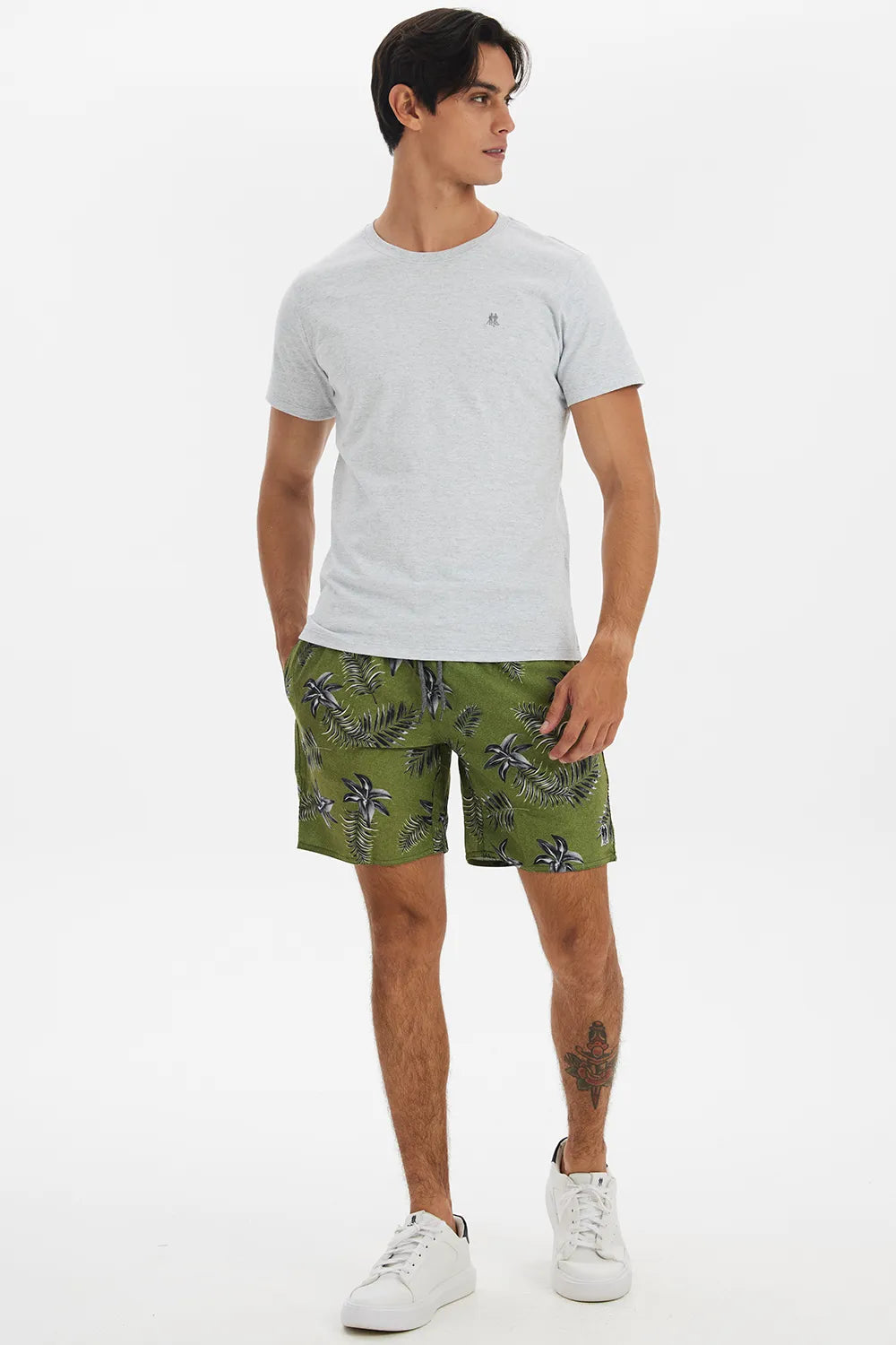 Camiseta Masculina Logo Bordado Mescla Médio