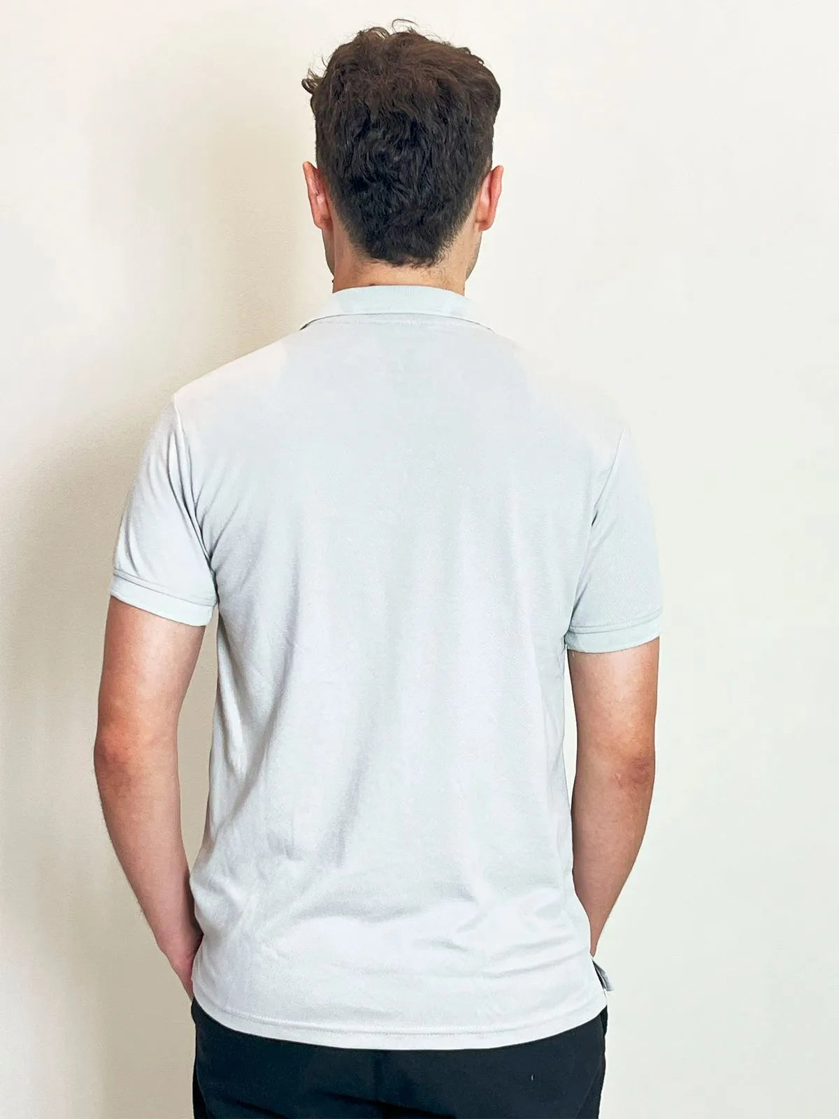 Polo Masculina Piquet Básica Com Botões Bege Escuro