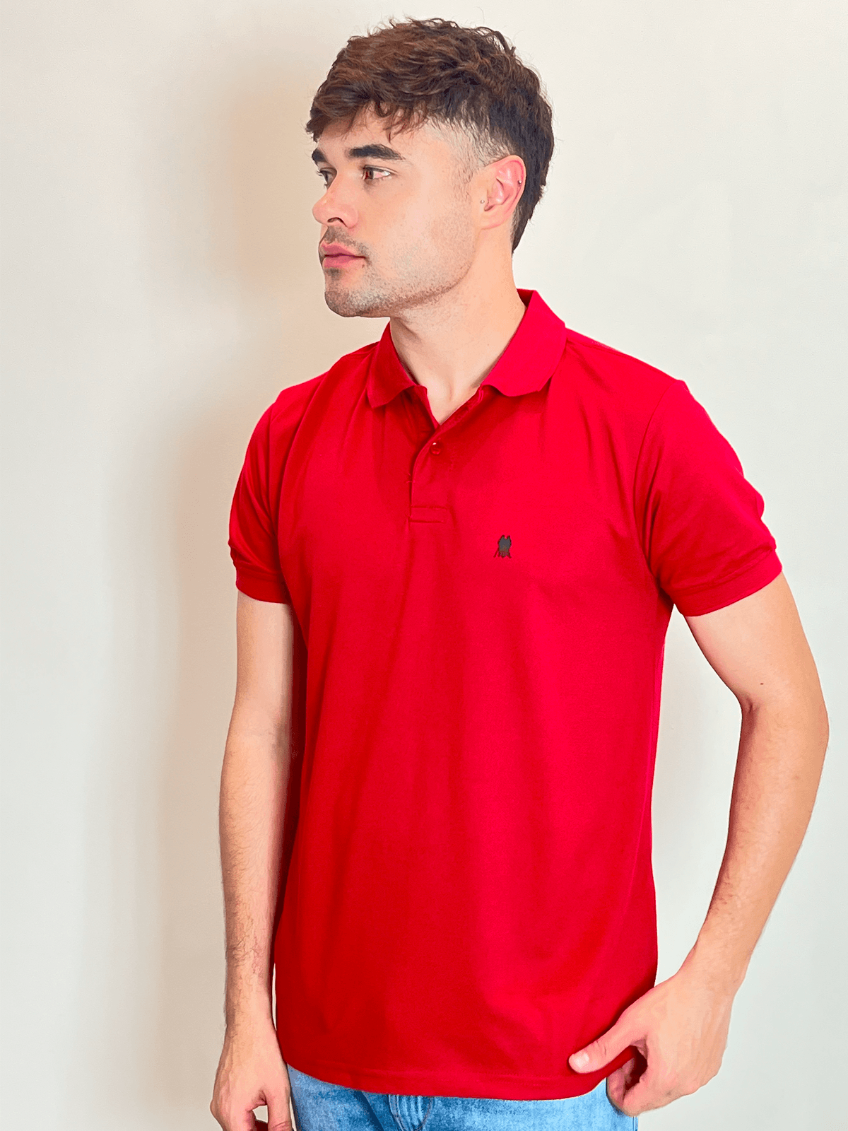 Polo Masculina Piquet Básica Com Botões Vermelho Médio